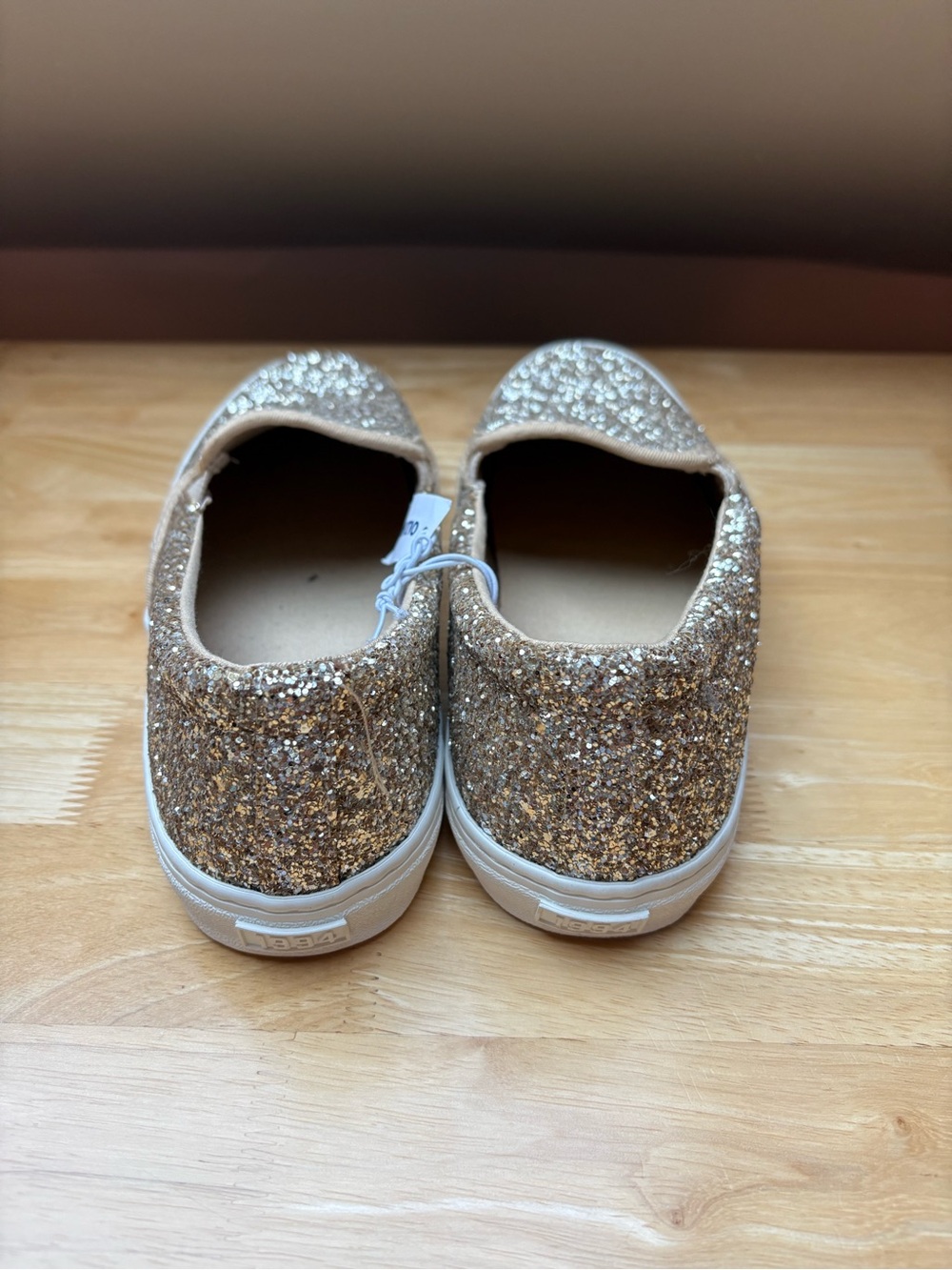Old Navy Champagne Glitter Slip-On Sneakers | Women's Sz 8.5 - Picture 5 of 7